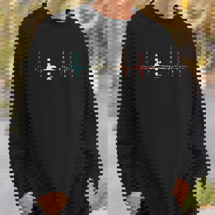 Retro Airplane Heartbeat Pilot Flying Cool Aviator Sweatshirt Gifts for Him