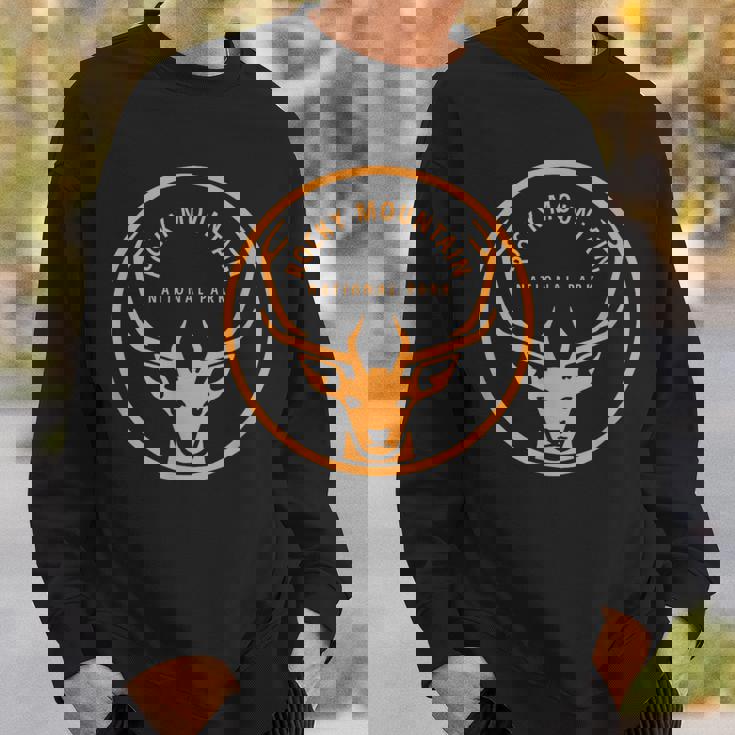 Rocky Mountain National Park Vintage Elk Souvenir Retro Sweatshirt Gifts for Him