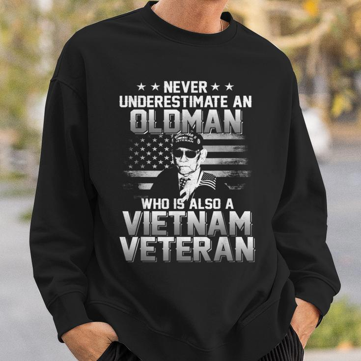 Never Underestimate An Oldman Vietnam Veteran Sweatshirt Gifts for Him