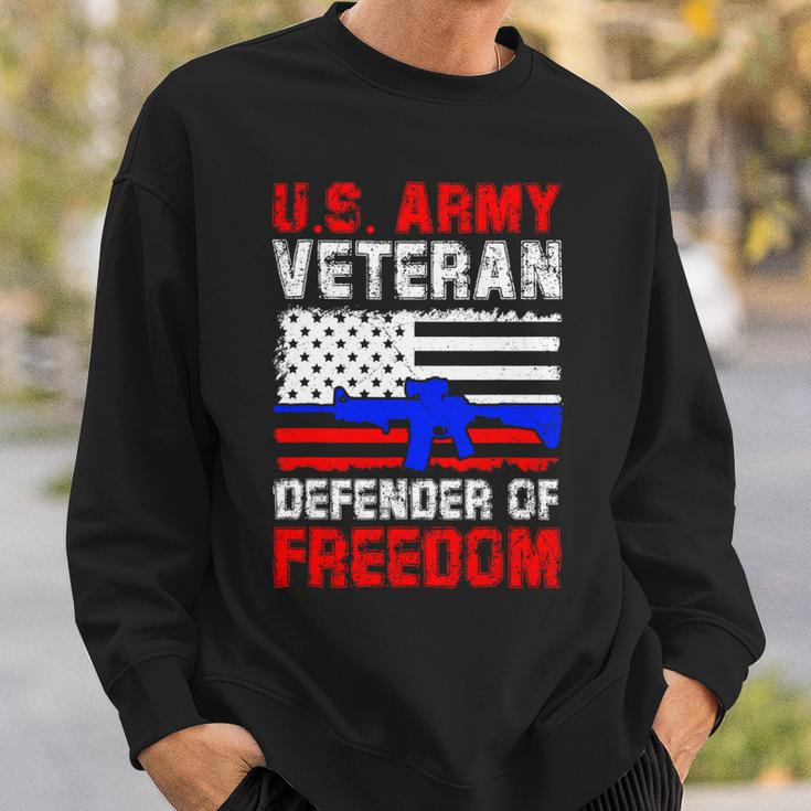 Veteran Vets Us Army Veteran Defender Of Freedom Fathers Veterans Day 4 Veterans Sweatshirt Gifts for Him