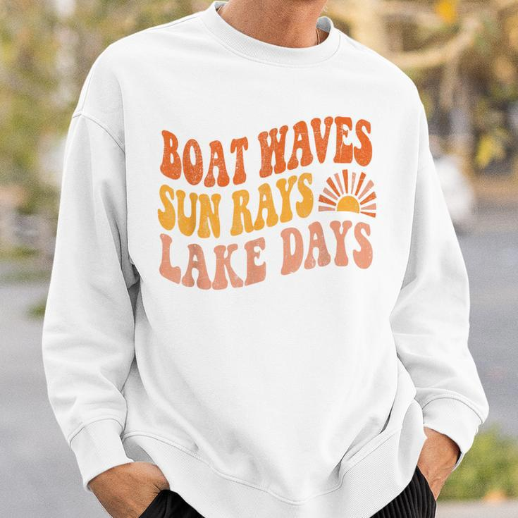Boat Waves Sun Rays Lake Days Cute Retro 70S Summer Vacation Sweatshirt Gifts for Him