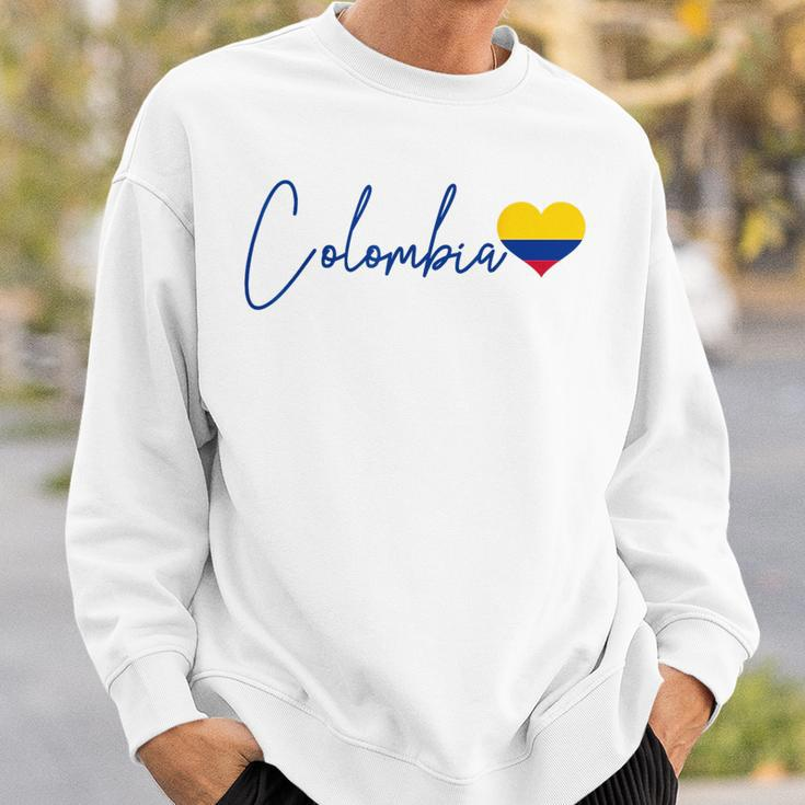Colombia Heart Pride Colombian Flag Sweatshirt Gifts for Him