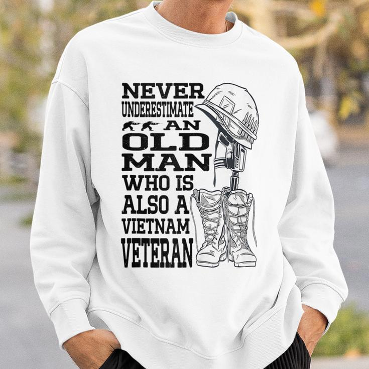 Never Underestimate An Old Man Vietnam Veteran Patriotic Dad Sweatshirt Gifts for Him