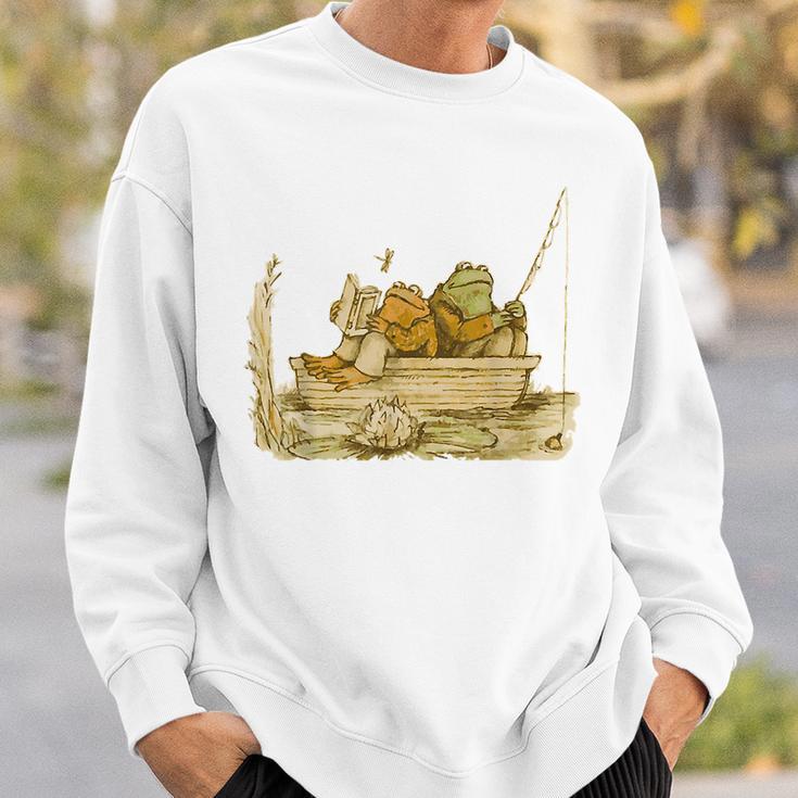 Vintage Frog Toad Friend Cottagecore Aesthetic Frog Lovers Sweatshirt Gifts for Him