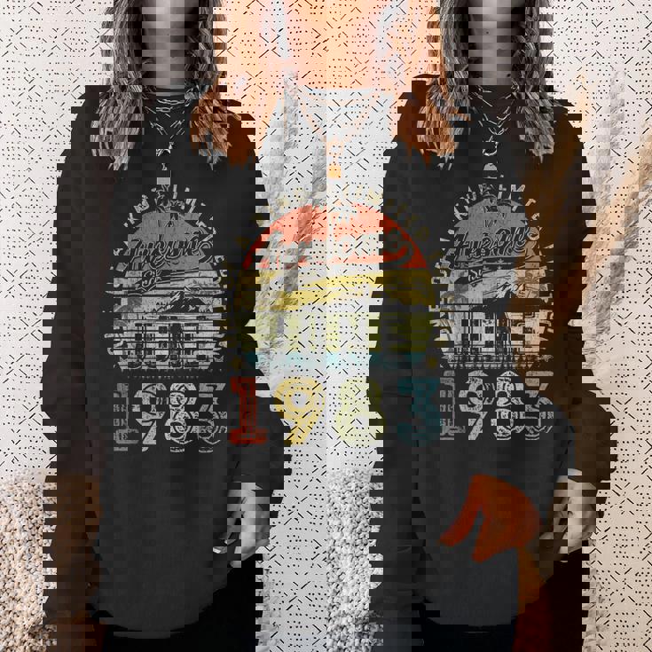 40 Year Old Awesome Since June 1983 40Th Birthday Sweatshirt Gifts for Her