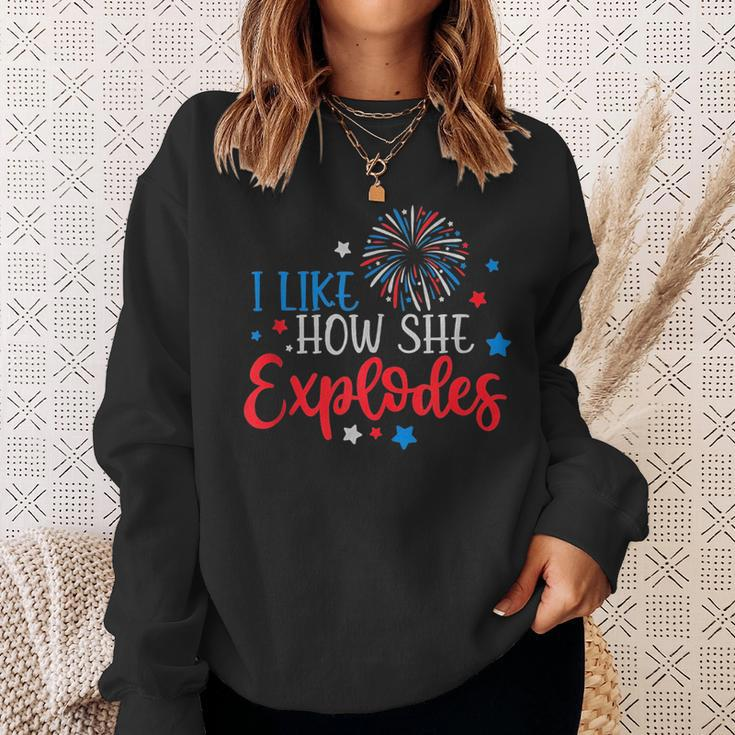 4Th Of July I Like How She Explodes Fireworks Funny Couple Sweatshirt Gifts for Her
