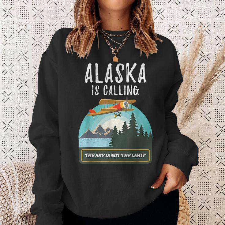 Alaska Mountain Retro Vintage Plane Bush Flying Pilot Sweatshirt Gifts for Her