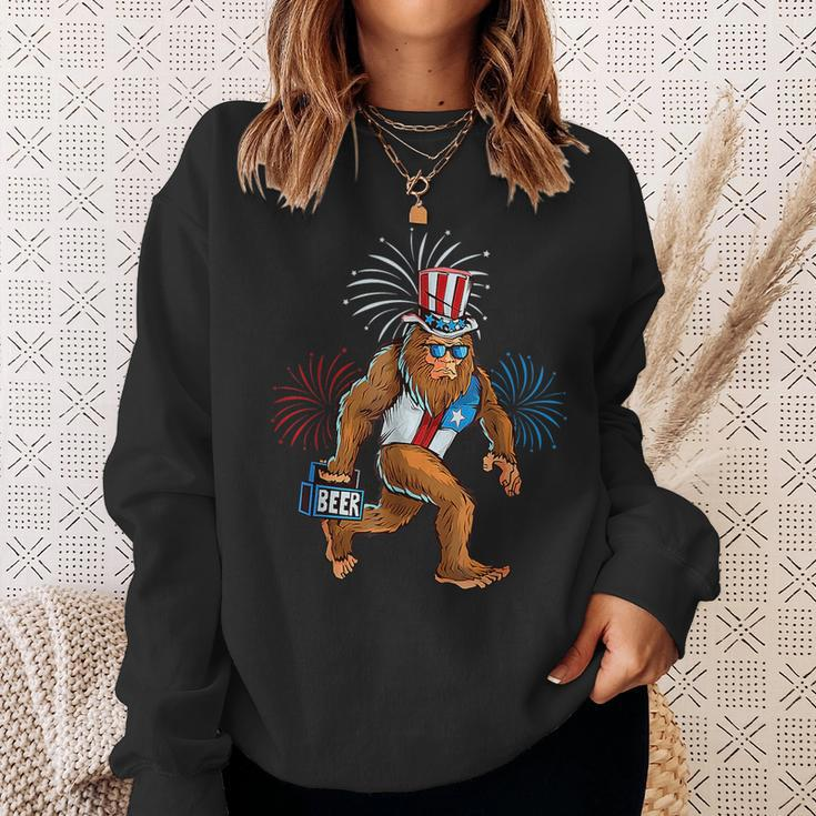 American Patriotic Bigfoot 4Th Of July Sasquatch Men Boy Sweatshirt Gifts for Her
