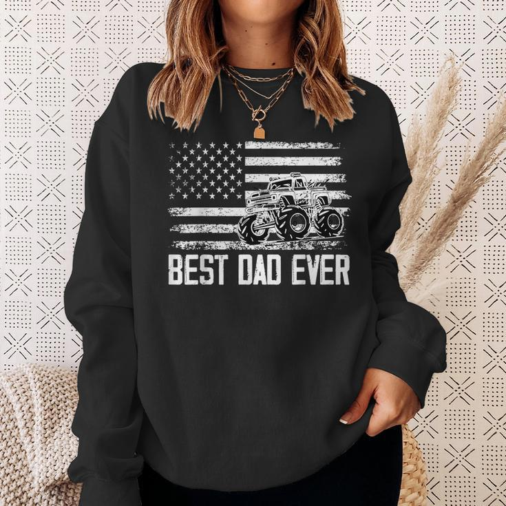 Best Dad Ever With Us American Flag Truck Dad Fathers Day Sweatshirt Gifts for Her