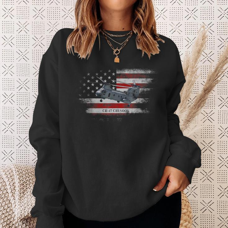 Ch-47 Chinook Helicopter Usa Flag Helicopter Pilot Gifts Sweatshirt Gifts for Her
