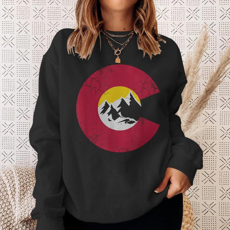 Colorado Flag Mountains Love Home Vintage Faded Sweatshirt Gifts for Her