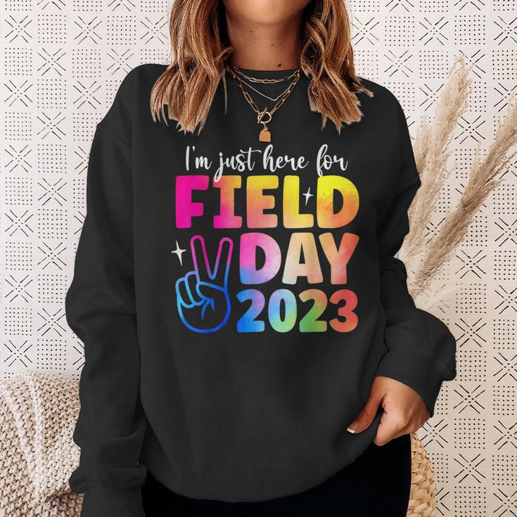 Funny School Field Day 2023 Im Just Here For Field Day Sweatshirt Gifts for Her