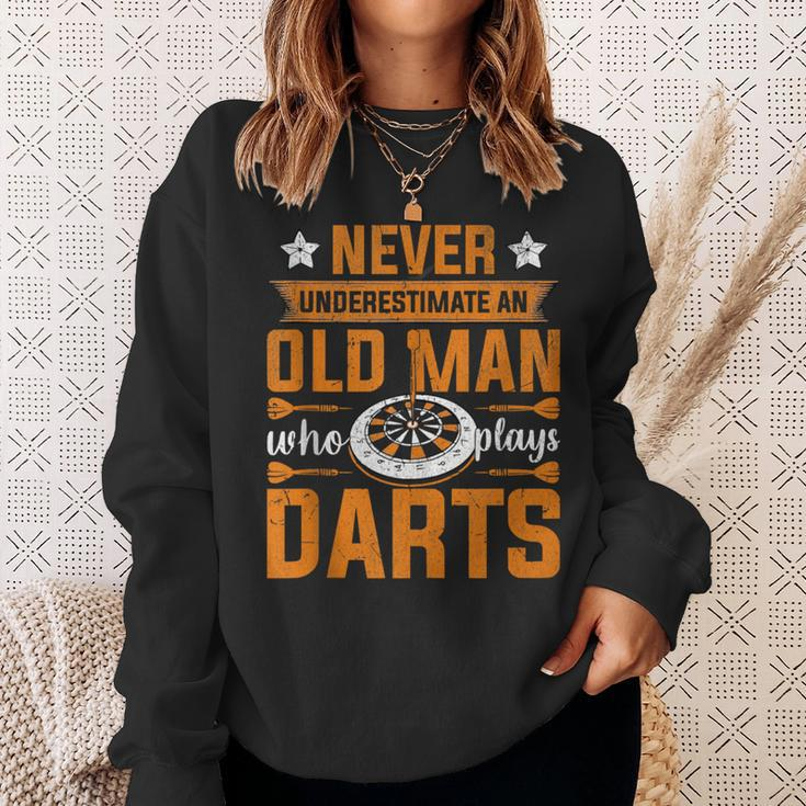 Grandpa Never Underestimate An Old Man Who Plays Darts Sweatshirt Gifts for Her