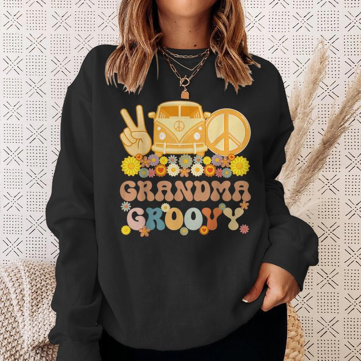 Groovy Grandma Hippie Peace Retro Matching Party Family Sweatshirt Gifts for Her