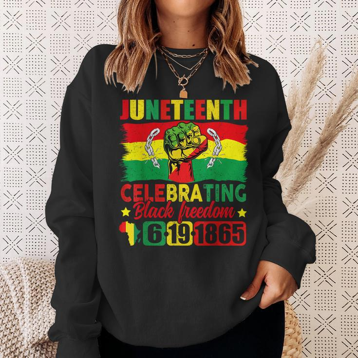 Junenth Celebrating Freedom 06-19-1865 Junenth Sweatshirt Gifts for Her