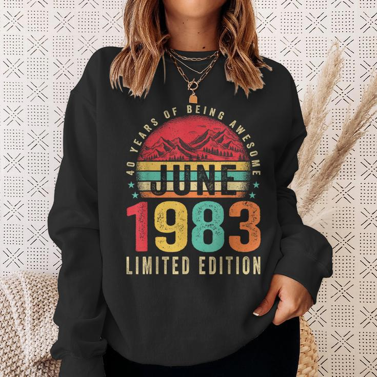 Retro 40Th Birthday Gifts Vintage Awesome Since June 1983 Sweatshirt Gifts for Her