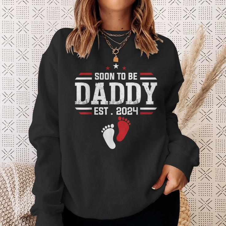 Soon To Be Daddy 2024 New Dad 2024 First Time Dad Sweatshirt Gifts for Her