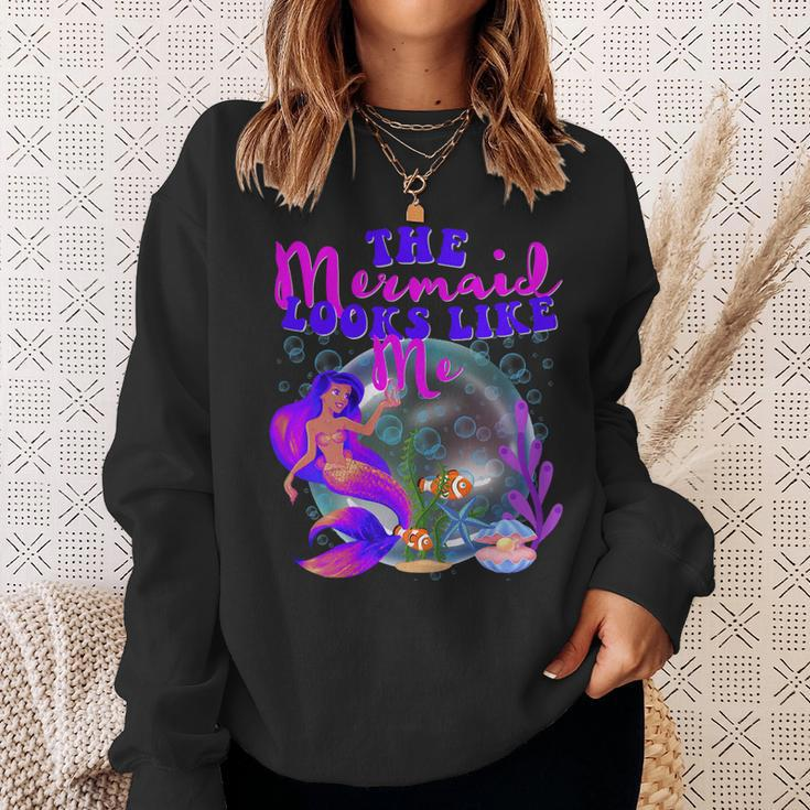 The Mermaid Looks Like Me Black Girl Sweatshirt Gifts for Her