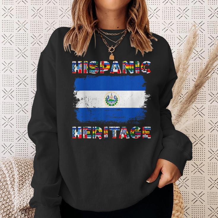Vintage El Salvador Salvadorean Flag Hispanic Heritage Month Sweatshirt Gifts for Her