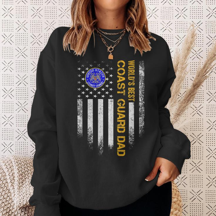 Vintage Usa American Flag Worlds Best Us Coast Guard Dad Funny Gifts For Dad Sweatshirt Gifts for Her