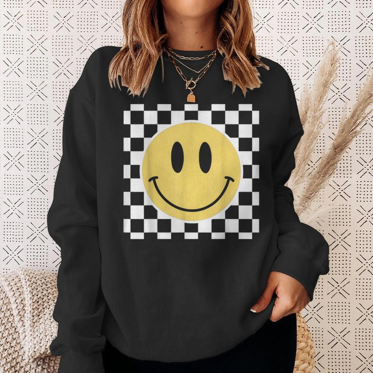 Yellow Smile Face Retro Happy Face Vintage Smiling 70S Peace Sweatshirt Gifts for Her