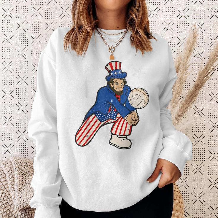 Abraham Lincoln Playing Volleyball Funny 4Th Of July Sweatshirt Gifts for Her
