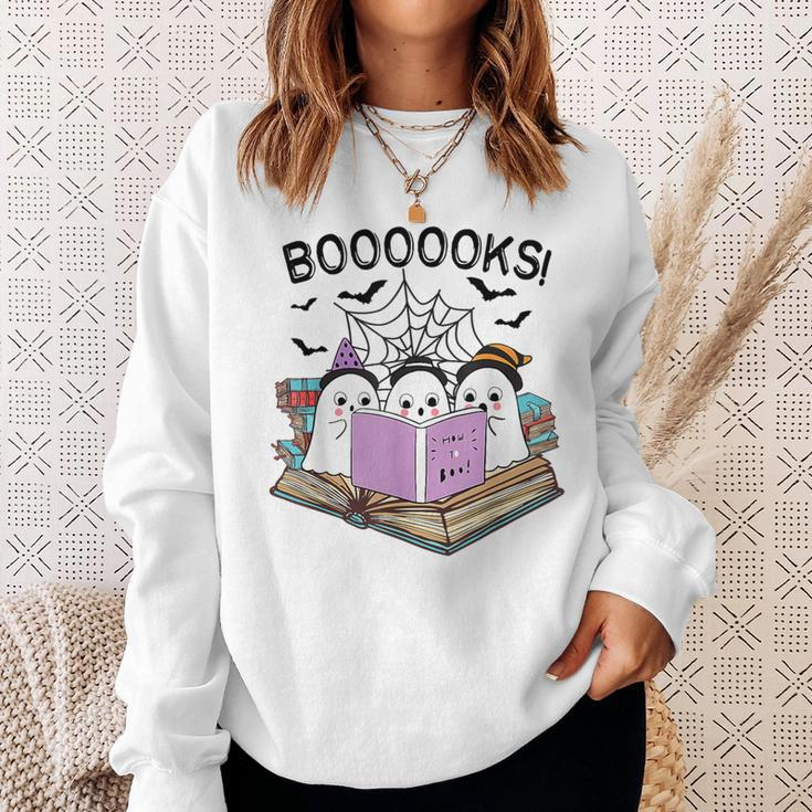 Boooks Cute Ghost Book Worm Nerd Halloween Spooky Party Sweatshirt Gifts for Her