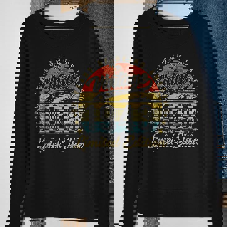 80 Year Old Gifts Vintage 1943 Limited Edition 80Th Birthday Sweatshirt Gifts for Old Women
