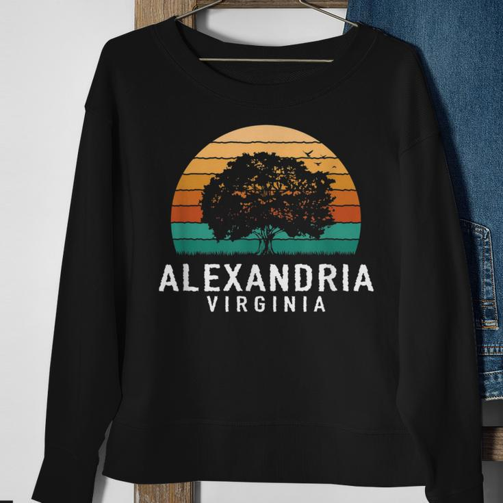 Alexandria Vintage Sunset Virginia Souvenir Sweatshirt Gifts for Old Women