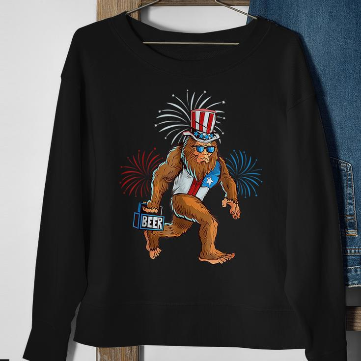 American Patriotic Bigfoot 4Th Of July Sasquatch Men Boy Sweatshirt Gifts for Old Women