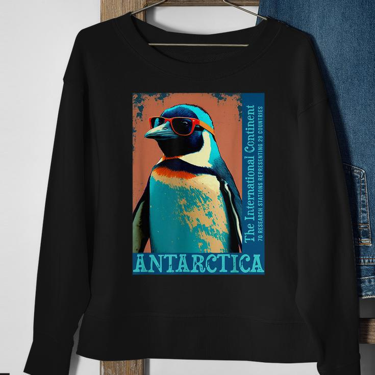Antarctica Cute Cool Penguin Antarctic Research Souvenir Sweatshirt Gifts for Old Women