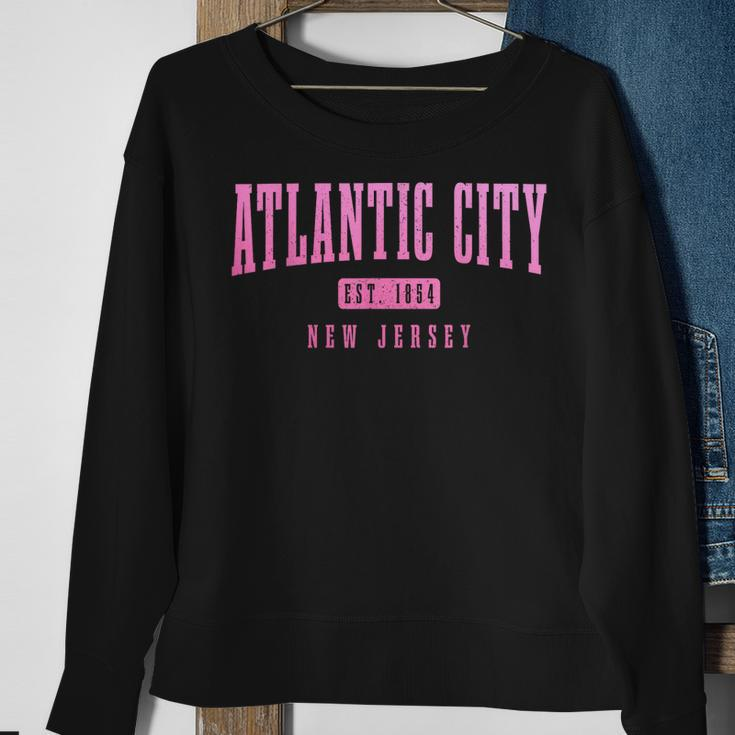Atlantic City New Jersey Est 1854 Pride Vintage Sweatshirt Gifts for Old Women