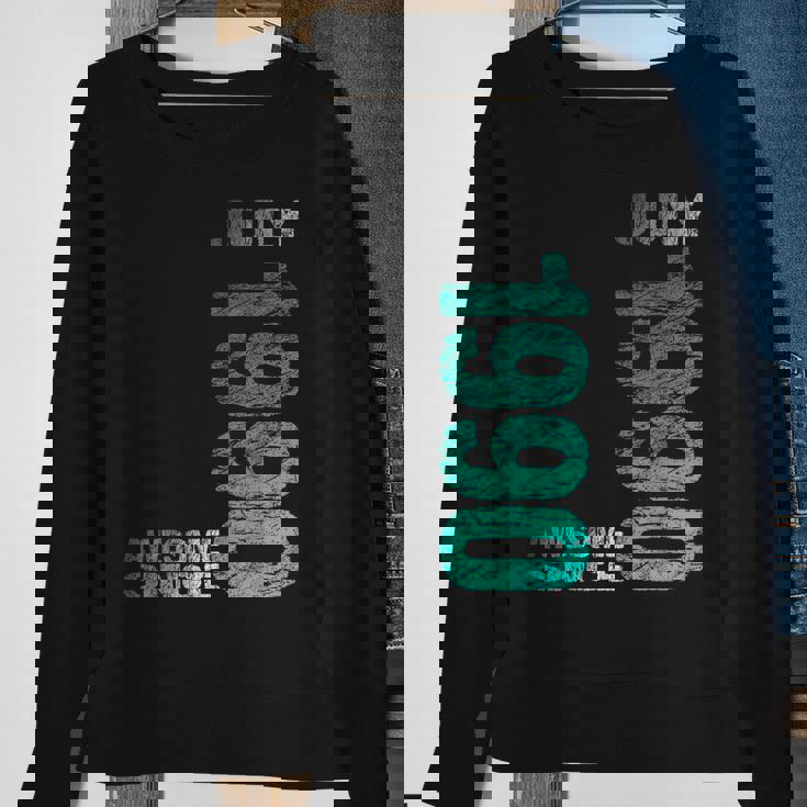 Awesome Since July 1990 33Th Birthday Born 1990 Sweatshirt Gifts for Old Women