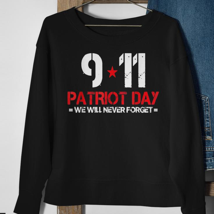 Basic Design 911 American Never Forget Day Sweatshirt Gifts for Old Women