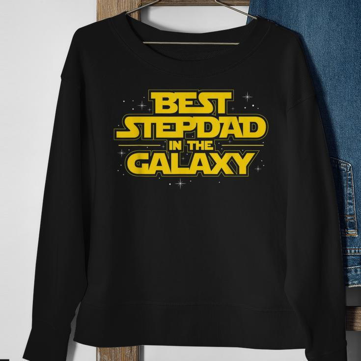 Best Stepdad In The Galaxy - Stepfather Bonus Dad Fatherhood Sweatshirt Gifts for Old Women