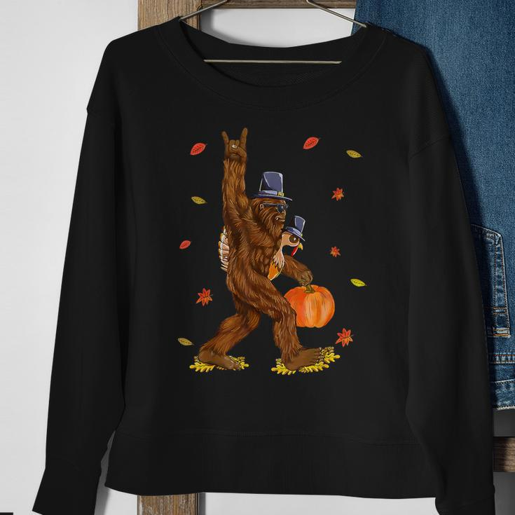 Bigfoot Pilgrim Turkey Pumpkin Thanksgiving Sasquatch Men Sweatshirt Gifts for Old Women
