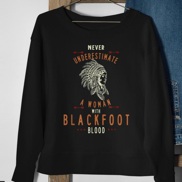 Blackfoot Native American Indian Woman Never Underestimate Native American Funny Gifts Sweatshirt Gifts for Old Women
