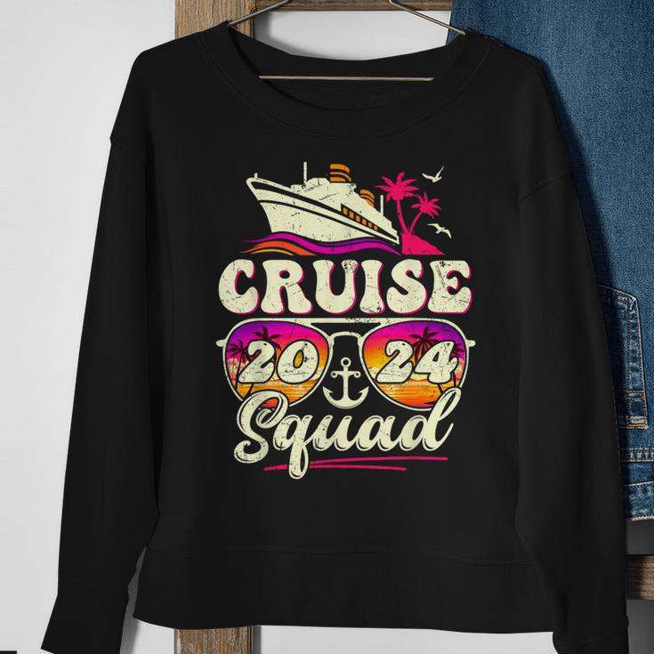 Cruise Squad 2024 Family Vacation Matching Family Group Sweatshirt Gifts for Old Women