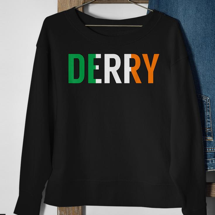 Derry Irish Republic Sweatshirt Gifts for Old Women