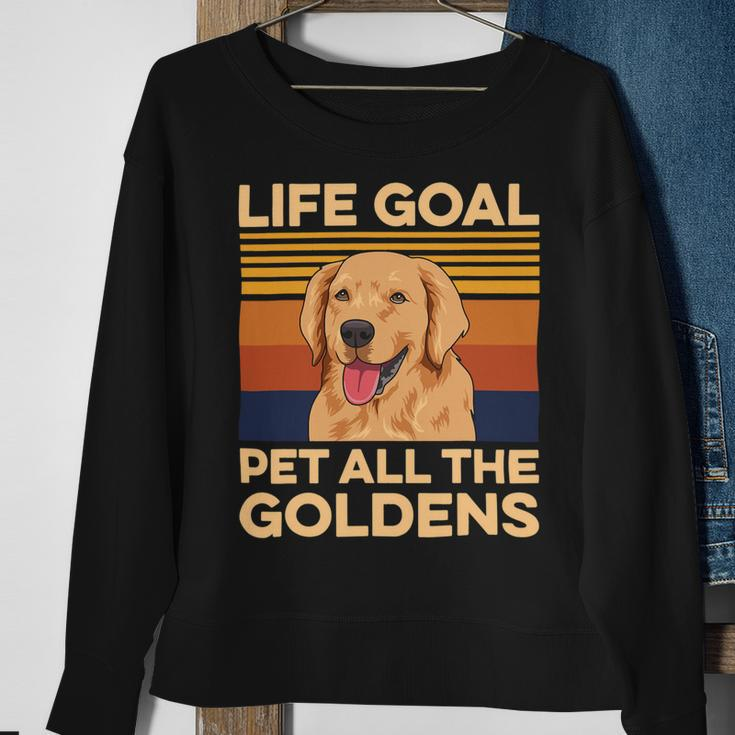 Dogs Design For A Golden Retriever Owner Sweatshirt Gifts for Old Women