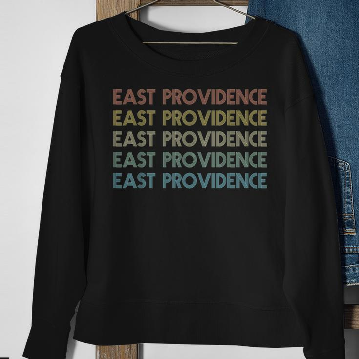 East Providence Rhode Island Pride Vintage State Ri Sweatshirt Gifts for Old Women