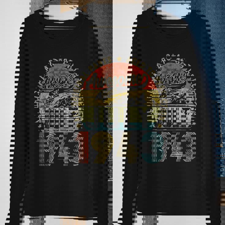Funny 80 Year Old July 1943 Vintage Retro 80Th Birthday Gift 80Th Birthday Funny Gifts Sweatshirt Gifts for Old Women