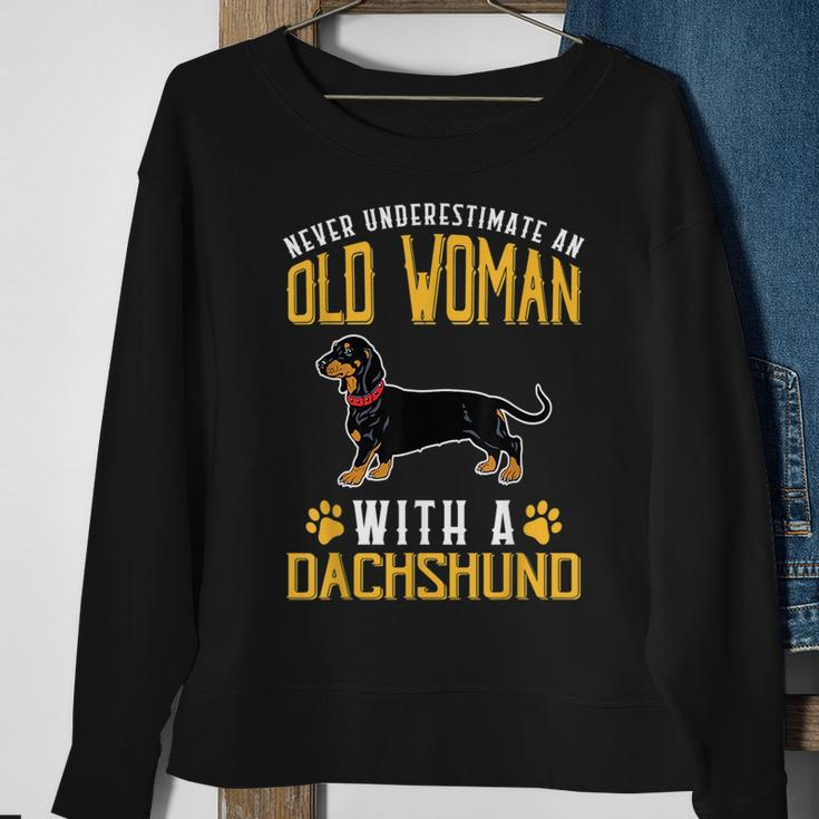Funny Never Underestimate An Old Woman With A Dachshund Cute Sweatshirt Gifts for Old Women
