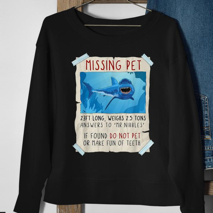 Shark Lover Shark Art Sea Animals Shark Sweatshirt Gifts for Old Women