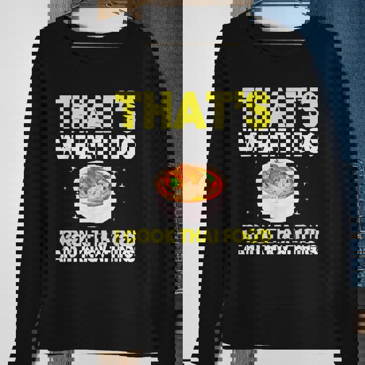 Thai Food Chef Saying Asian Food Sweatshirt Gifts for Old Women