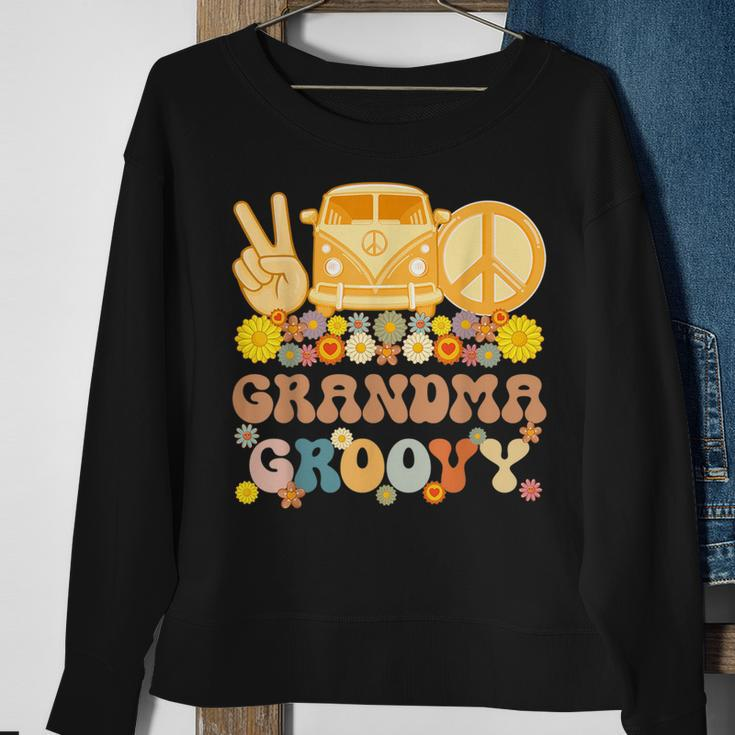 Groovy Grandma Hippie Peace Retro Matching Party Family Sweatshirt Gifts for Old Women