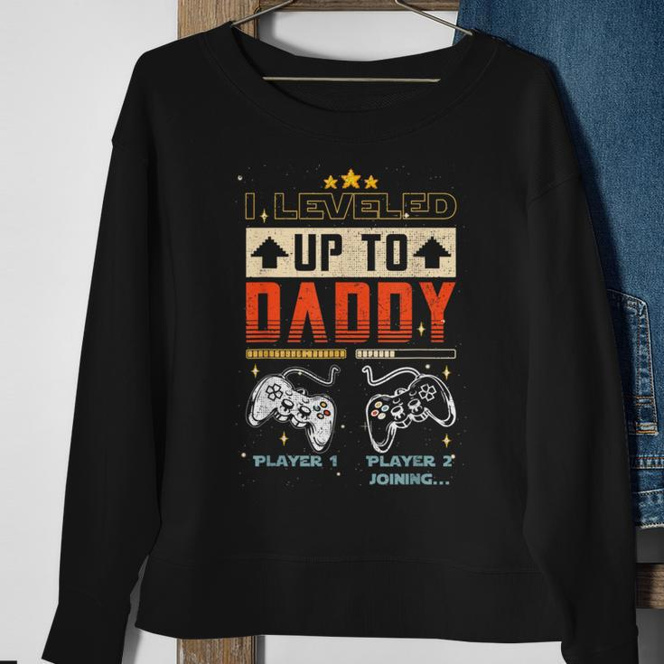 I Leveled Up To Daddy 2023 Fathers Day Gift Soon To Be Dad Sweatshirt Gifts for Old Women