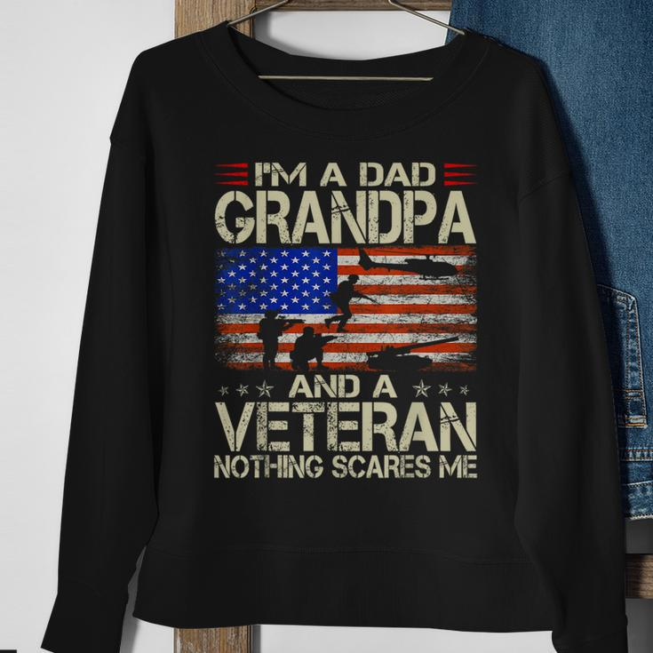 I'm A Dad Grandpa And Veteran Retro Papa Grandpa Sweatshirt Gifts for Old Women