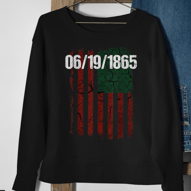 Junenth 1865 Black Pride Gift Sweatshirt Gifts for Old Women