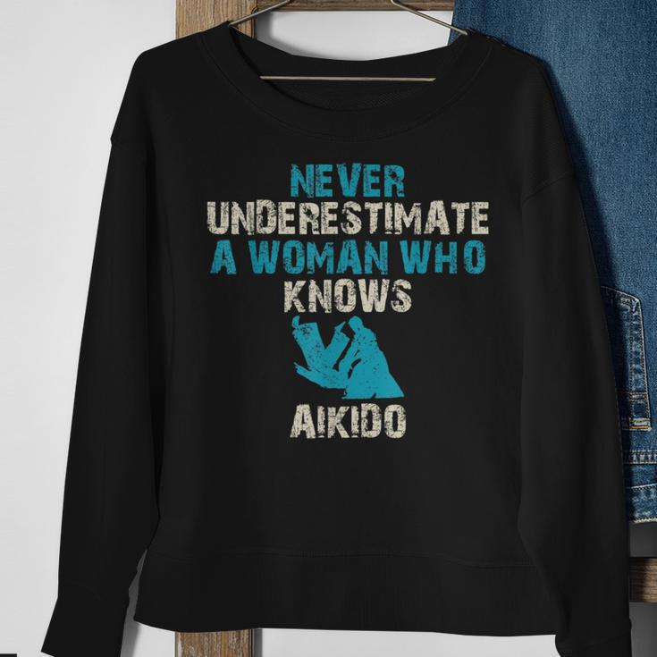 Never Underestimate A Woman Who Knows Aikido Quote Funny Sweatshirt Gifts for Old Women